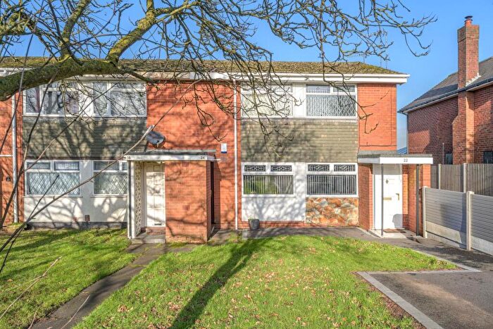 2 Bedroom Flat For Sale In Sandyfields Road, Dudley, DY3