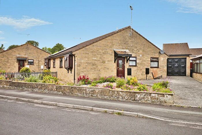 2 Bedroom Semi Detached Bungalow For Sale In White Mead, Yeovil, BA21