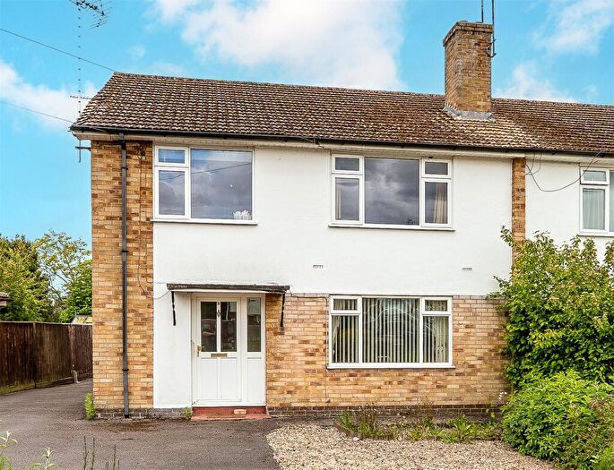 2 Bedroom Apartment For Sale In Merritt Road, Didcot, OX11