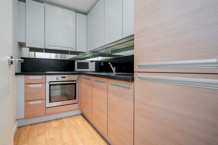 Studio To Rent In Michigan Building, Fairmount Avenue, Blackwall, Canary Wharf, London, E14