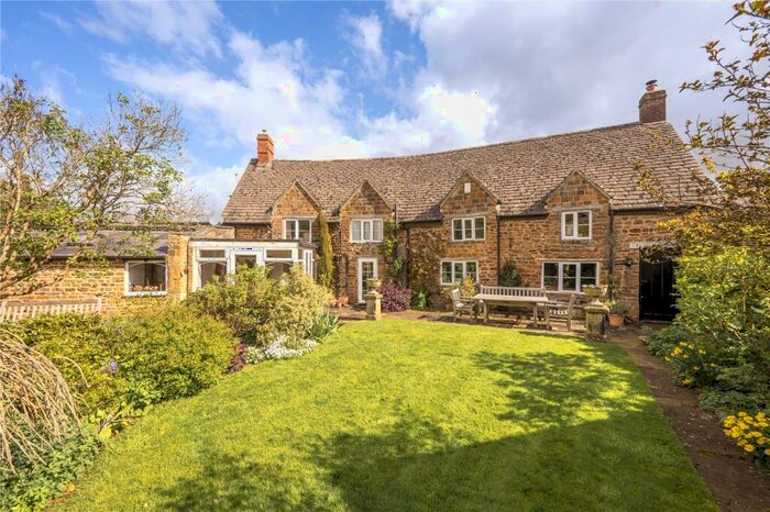 3 Bedroom Detached House For Sale In The Green, Shenington, Banbury, Oxfordshire, OX15