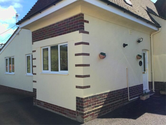 2 Bedroom Bungalow To Rent In Little Glen, Glenmore Annexe, Barline, Beer, Devon, EX12