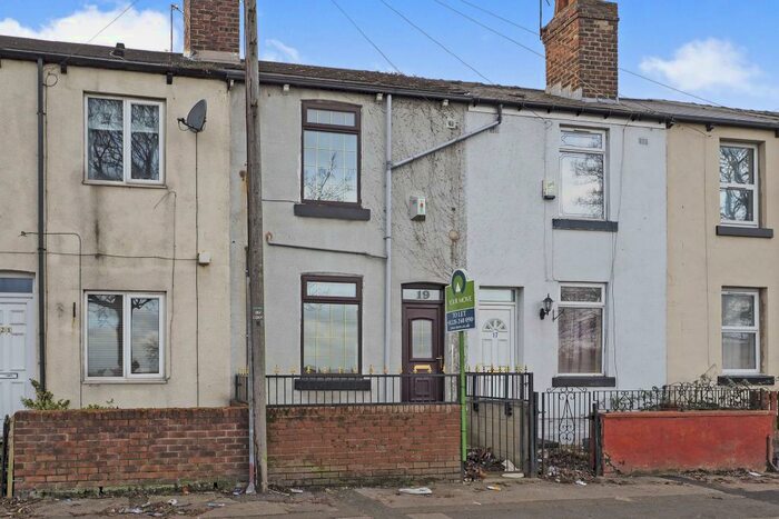 3 Bedroom Terraced House To Rent In Pindar Oaks Street, Barnsley, South Yorkshire, S70