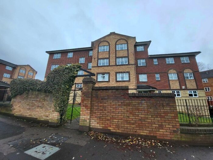 1 Bedroom Flat To Rent In Princes Place, Luton, LU2