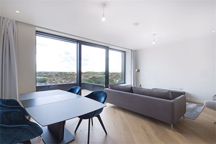 1 Bedroom Flat To Rent In Television Centre, Wood Crescent, W12