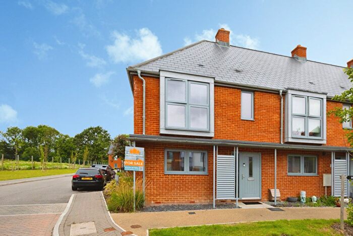 2 Bedroom End Terrace House For Sale In Skipper Walk, Ashford, TN24