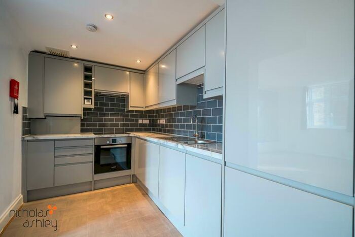 2 Bedroom Flat To Rent In Sednem Court, SE15