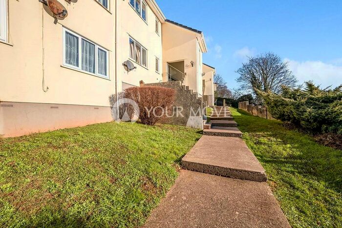 2 Bedroom Flat To Rent In Haslam Road, Torquay TQ1