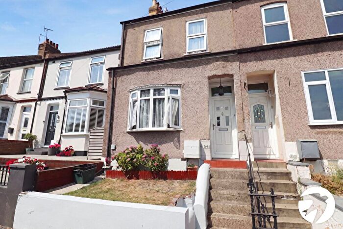 3 Bedroom End Of Terrace House For Sale In Milton Road, Belvedere, DA17