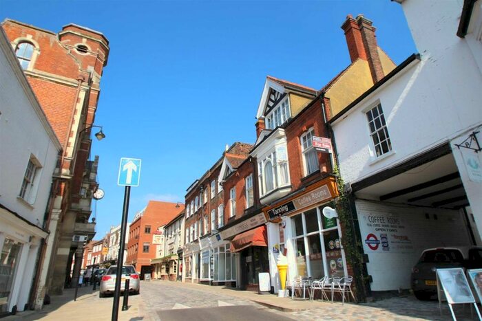 2 Bedroom Flat To Rent In High Street, Old Town, Hemel Hempstead HP1