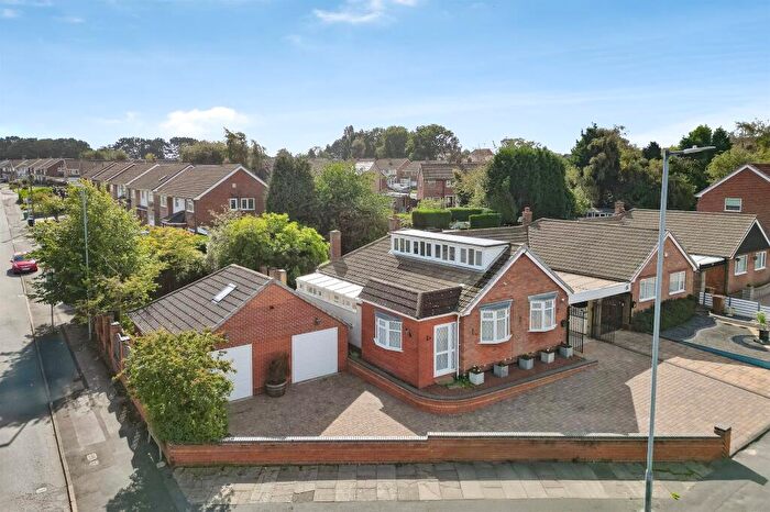 3 Bedroom Semi-Detached Bungalow For Sale In Bridle Lane, Sutton Coldfield, B74