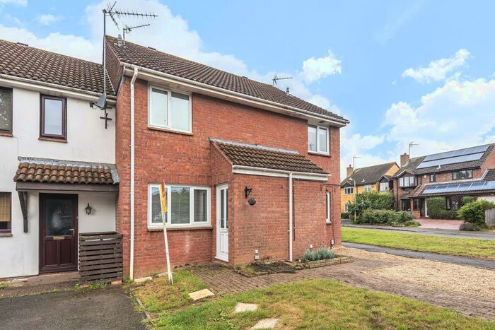2 Bedroom Terraced House To Rent In Abingdon, Oxfordshire, OX14