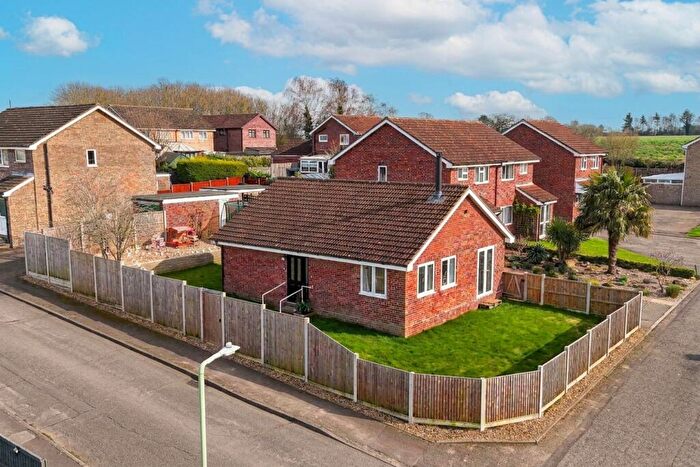 3 Bedroom Detached Bungalow For Sale In Mountbatten Road, Bungay, NR35
