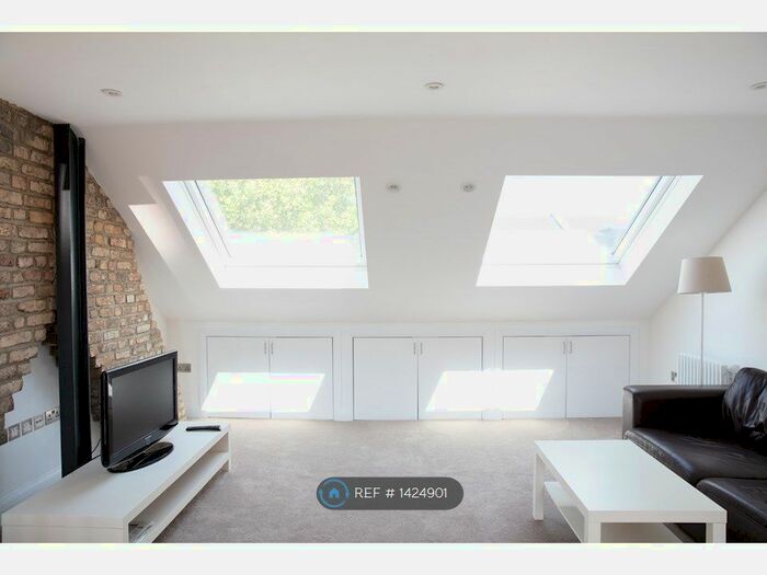 3 Bedroom Flat To Rent In Coleman Road, London, SE5