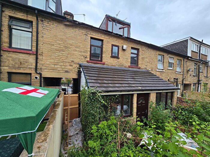 3 Bedroom Terraced House For Sale In Tichborne Road, Bradford, West Yorkshire, BD5