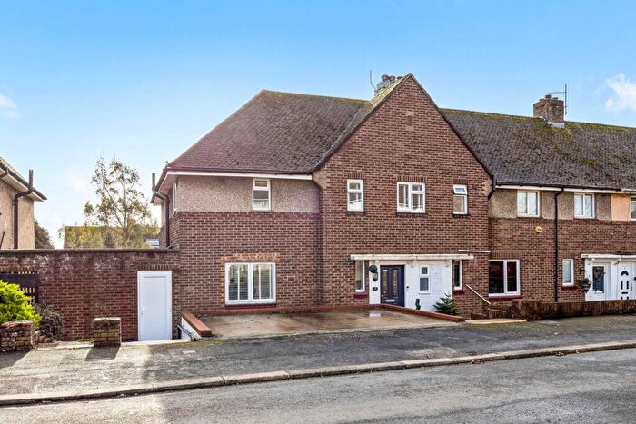 4 Bedroom Semi-Detached House For Sale In Steyning Avenue, Hove, BN3