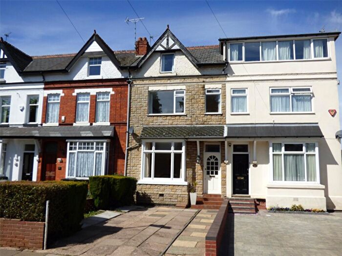4 Bedroom Terraced House For Sale In Livingstone Road, Kings Heath, Birmingham, West Midlands, B14