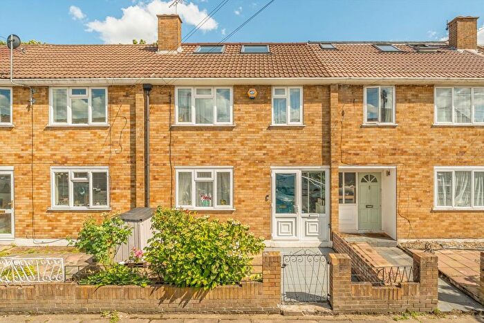 4 Bedroom Terraced House For Sale In Besley Street, Streatham, SW16
