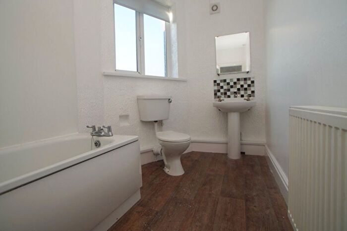 3 Bedroom Flat To Rent In Scotland Road, Stanwix, Carlisle, CA3
