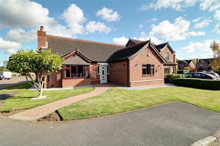 2 Bedroom Bungalow For Sale In The Bridles, Goxhill, Barrow-upon-Humber, Lincolnshire, DN19