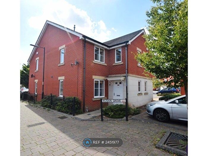 2 Bedroom End Of Terrace House To Rent In Ruskin Grove, Bristol, BS7