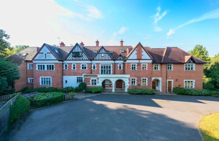 3 Bedroom Flat To Rent In Ferry Lane, Wraysbury, Staines-Upon-Thames, Berkshire, TW19