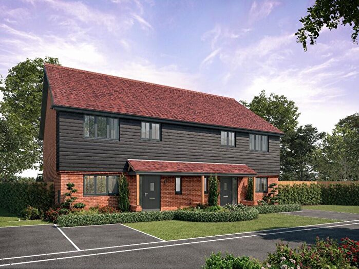 3 Bedroom Semi-Detached House For Sale In Hawkinge, Folkestone, CT18