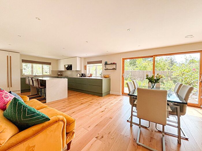 4 Bedroom Detached House For Sale In Butter Cross Lane, Battle, TN33