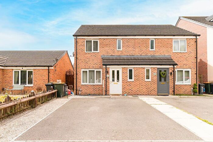 3 Bedroom Semi-Detached House For Sale In Steeplechase Road, Duffryn, NP10