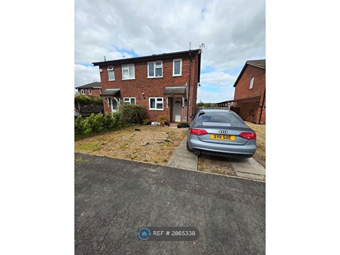 2 Bedroom Semi Detached House To Rent In Sandringham Drive Grantham, Grantham, NG31