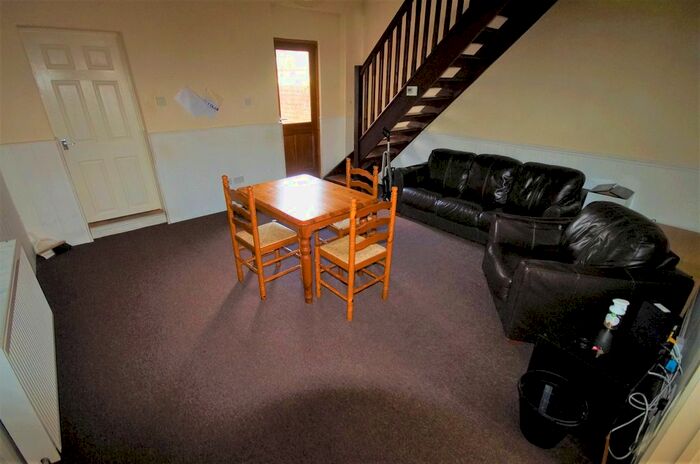 3 Bedroom Terraced House To Rent In Villiers Street, Coventry, CV2