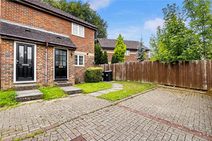 1 Bedroom End Of Terrace House To Rent In Gayler Close, Bletchingley, RH1