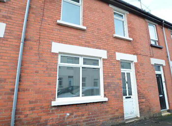 3 Bedroom Mid Terraced House For Sale In Princes Street, Lurgan, BT67