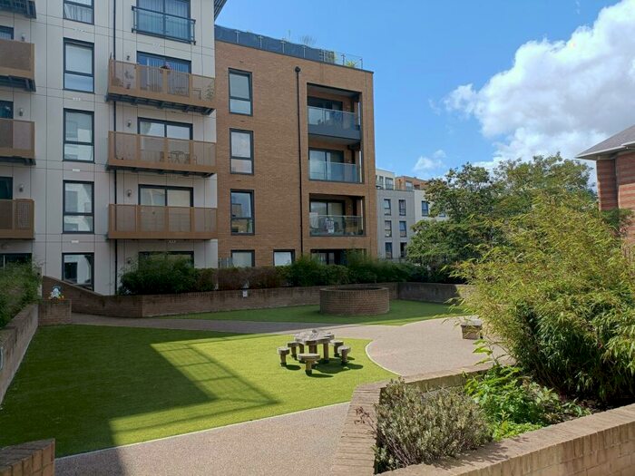 1 Bedroom Apartment To Rent In Dunn Side, Chelmsford, CM1