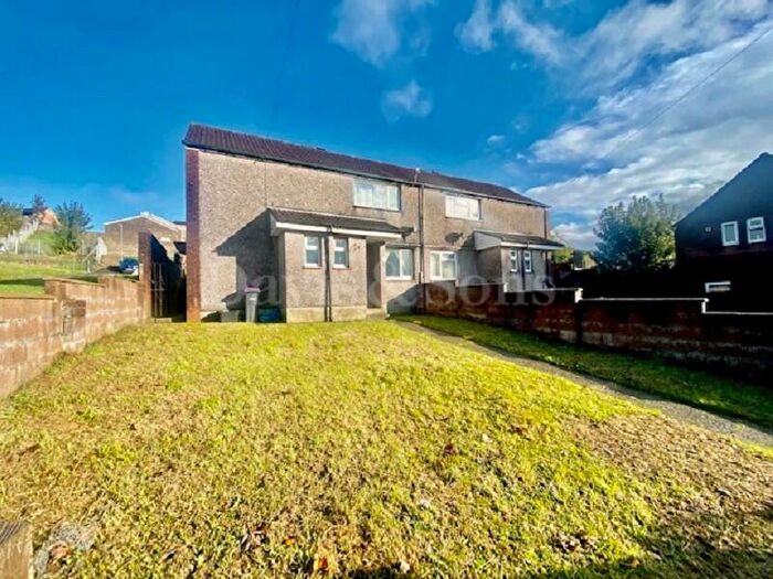 3 Bedroom Semi Detached House To Rent In Bythway Road, Trevethin, Pontypool, Monmouthshire., NP4