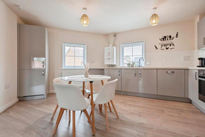 2 Bedroom Maisonette For Sale In Belpaire Close, Lower Stondon, Henlow, SG16