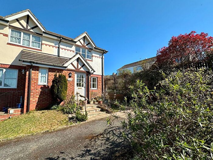 2 Bedroom Semi-detached House For Sale In Hill Hay Close, Fowey, PL23