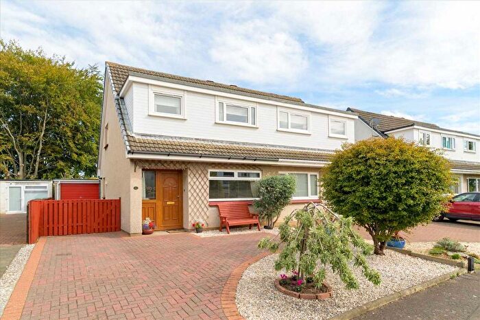 3 Bedroom Villa For Sale In Moray Park, Dalgety Bay, KY11