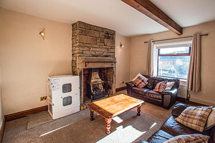 2 Bedroom Cottage To Rent In Common End, Rowley Hill, Huddersfield, HD8