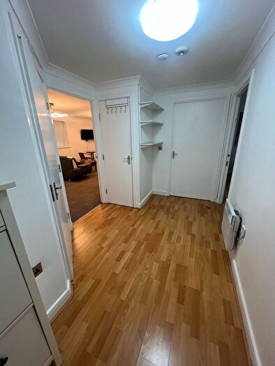 2 Bedroom Flat To Rent In Lockwood Place, London, E4