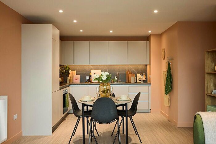 2 Bedroom Apartment To Rent In Candleriggs, Trongate, Glasgow, G1