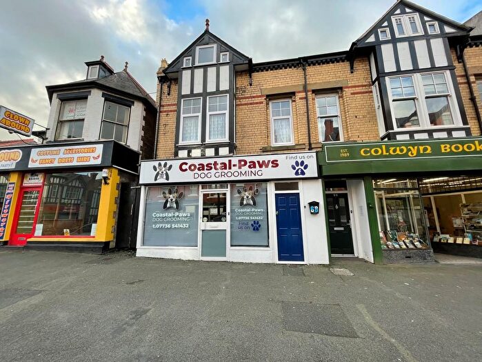 2 Bedroom Flat To Rent In Abergale Road, Colwyn Bay, LL29