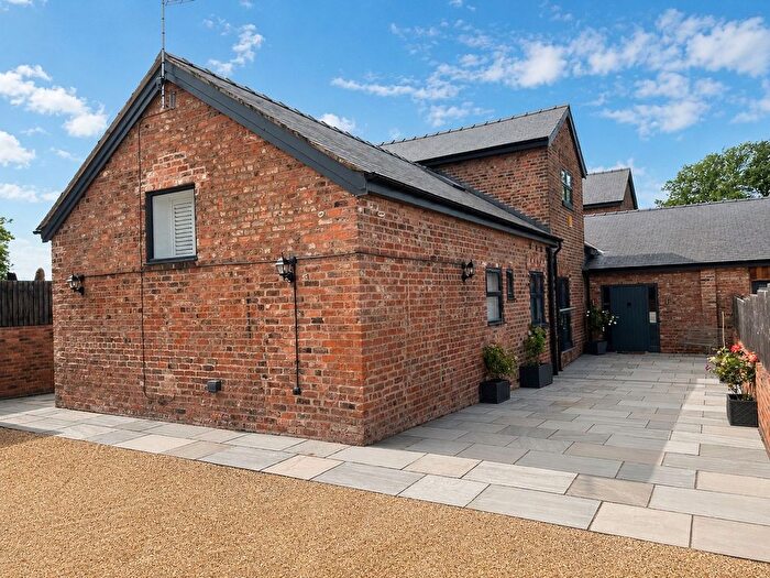 4 Bedroom Barn Conversion For Sale In Holme Street, Tarvin, CH3