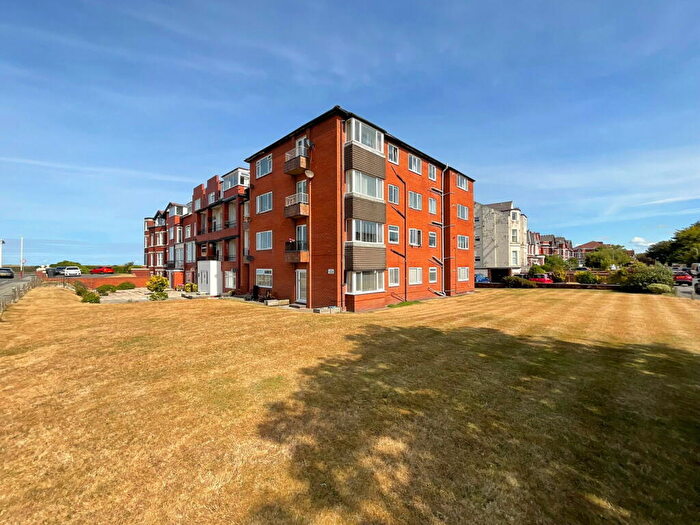 1 Bedroom Flat For Sale In Albany Road, Southport, PR9