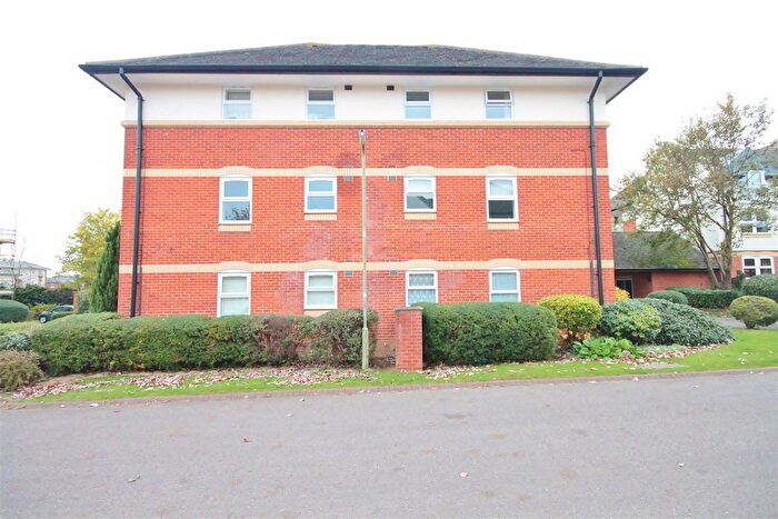 2 Bedroom Flat To Rent In Jackman Close, Abingdon, OX14