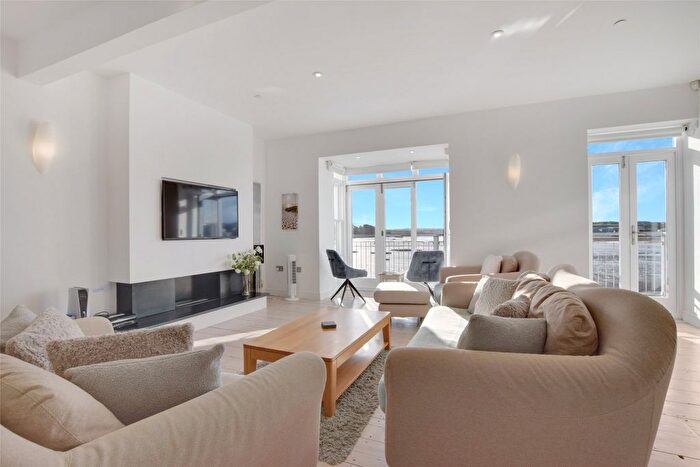 4 Bedroom Terraced House For Sale In Instow, Bideford, Devon, EX39