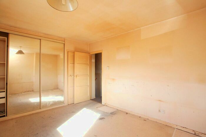 2 Bedroom Semi-Detached House For Sale In Lochiebank Crescent, Auchtermuchty, Fife, KY14