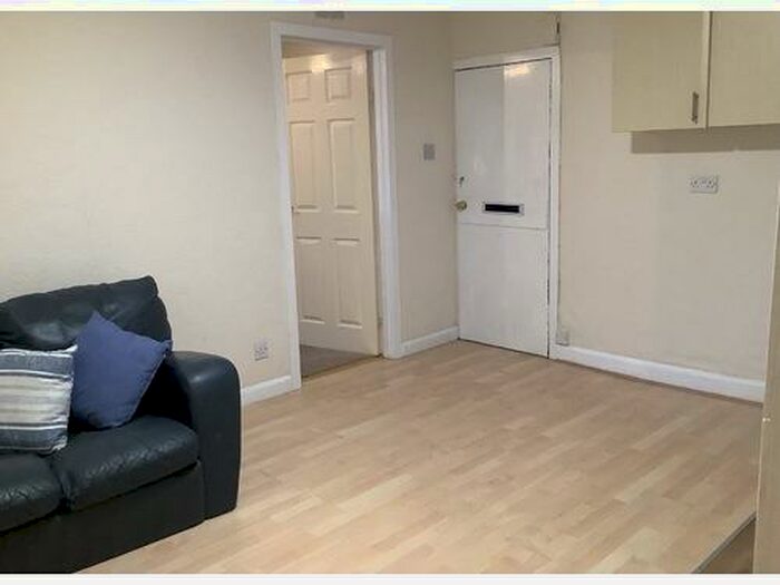 1 Bedroom Ground Flat To Rent In Hill Street, Arbroath, DD11