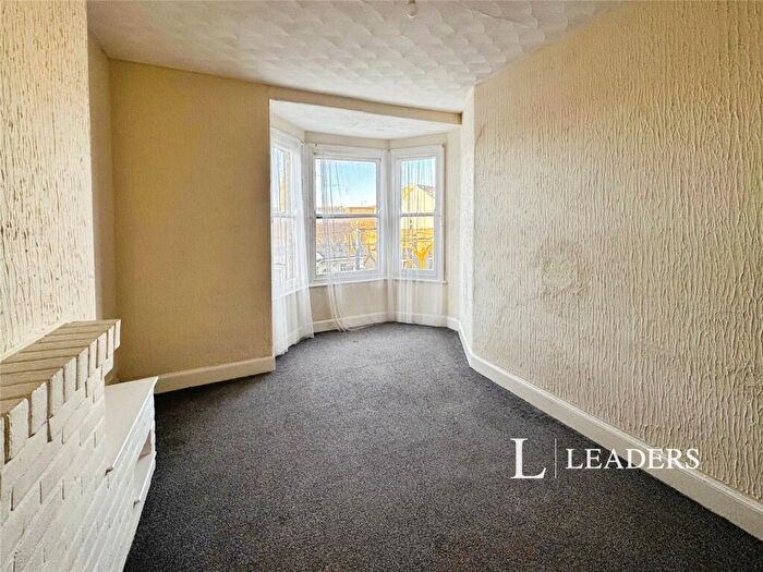 2 Bedroom Flat To Rent In Regent Road, Great Yarmouth, NR30