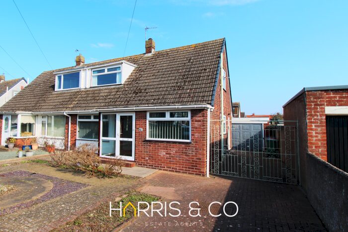 3 Bedroom Bungalow To Rent In Beach Road, Fleetwood, FY7